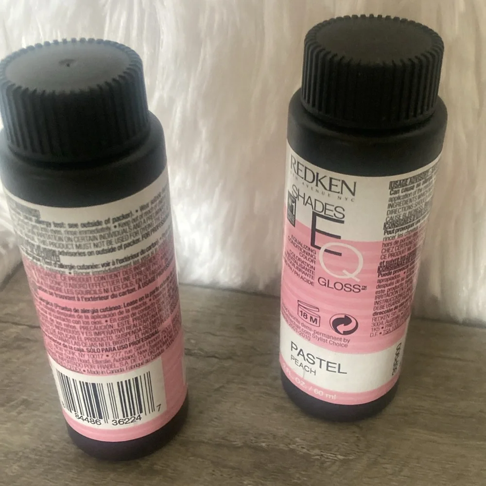 Redken Shades EQ Pastel Peach Demi Permanent Haircolor Gloss